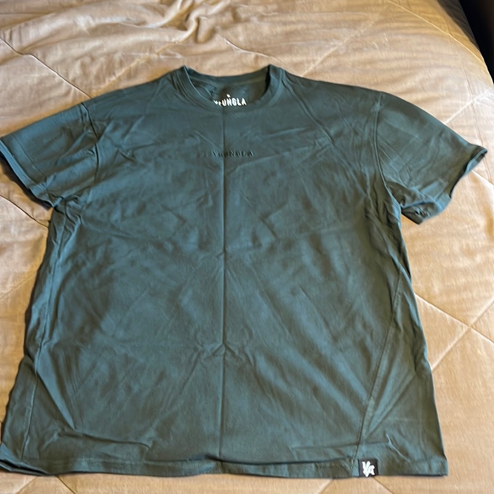 Lightly worn young LA oversized shirt